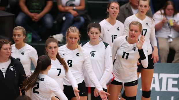 Michigan State Volleyball (PHOTO:  MSU SID)